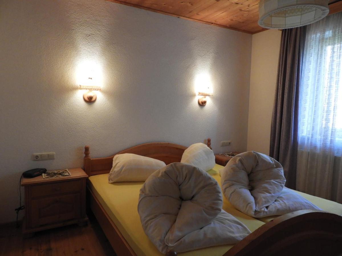 Haus Goldeck Lägenhet Lermoos Exteriör bild