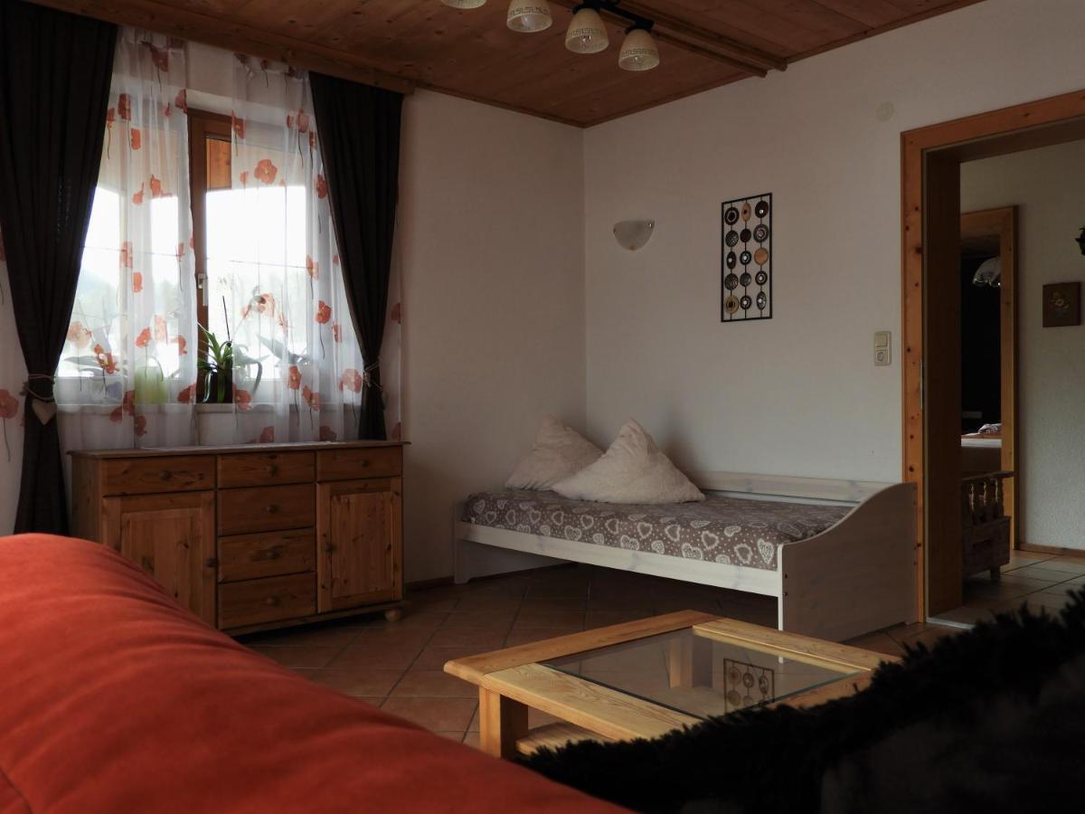 Haus Goldeck Lägenhet Lermoos Exteriör bild