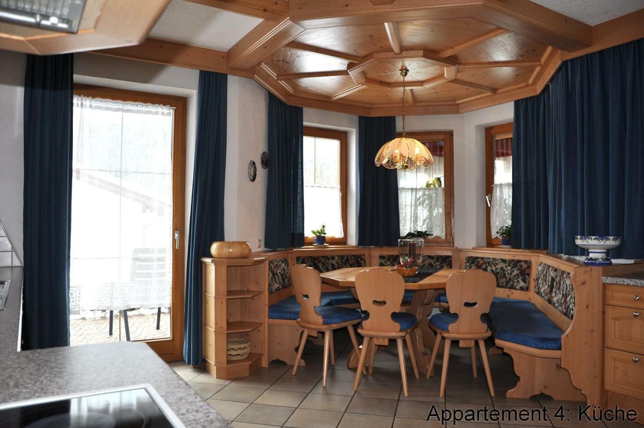 Haus Goldeck Lägenhet Lermoos Exteriör bild
